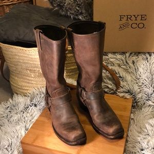 Frye Harness 12 R boots